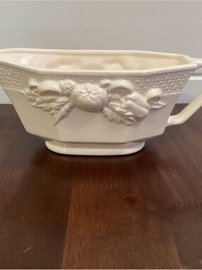 Vtg White Gravy Boat Embossed  Vegetable Medley Basket Weave